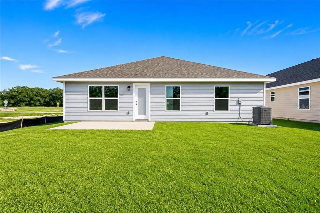 На продажу: $355,900 (4 спален, 2 ванн, 1635 Квадратных фут)