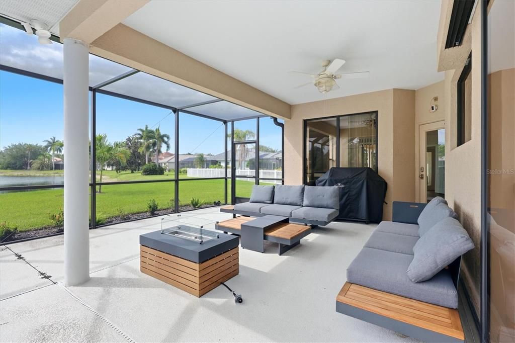 En Venta: $995,000 (5 camas, 4 baños, 3522 Pies cuadrados)