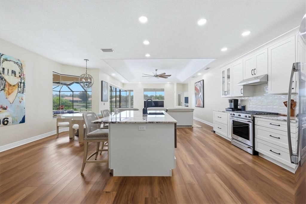 En Venta: $995,000 (5 camas, 4 baños, 3522 Pies cuadrados)
