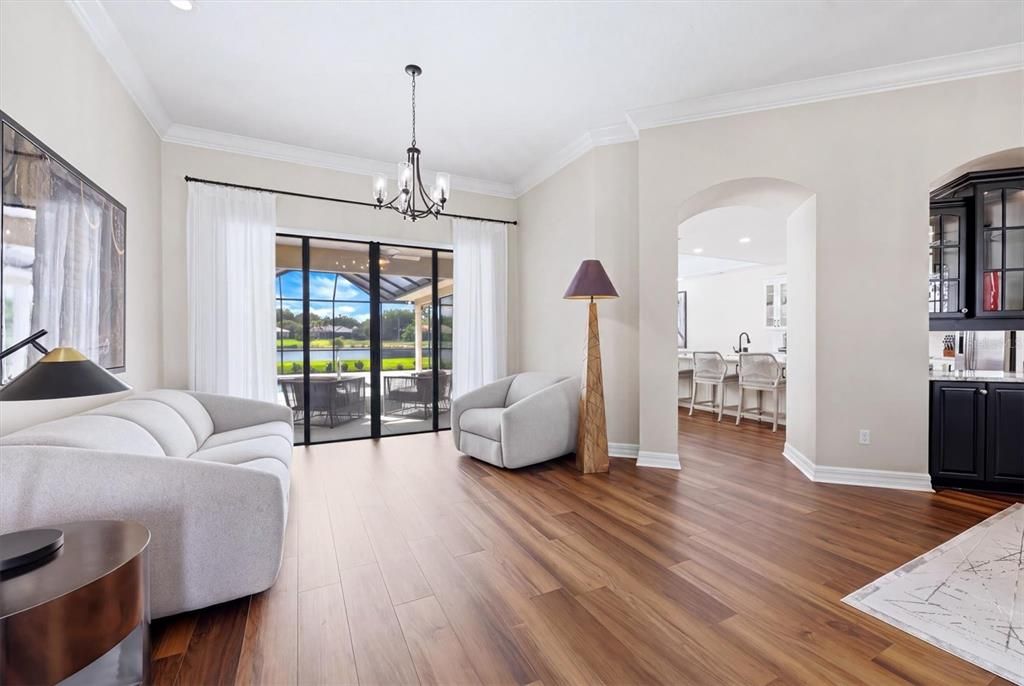 En Venta: $995,000 (5 camas, 4 baños, 3522 Pies cuadrados)