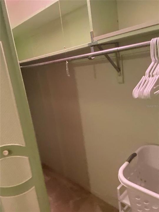 На продажу: $79,900 (1 спален, 1 ванн, 608 Квадратных фут)