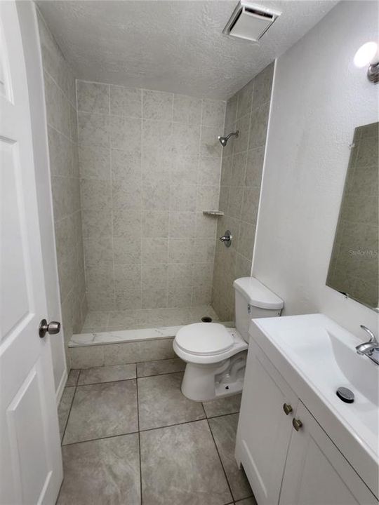 En Venta: $599,900 (8 camas, 0 baños, 3782 Pies cuadrados)