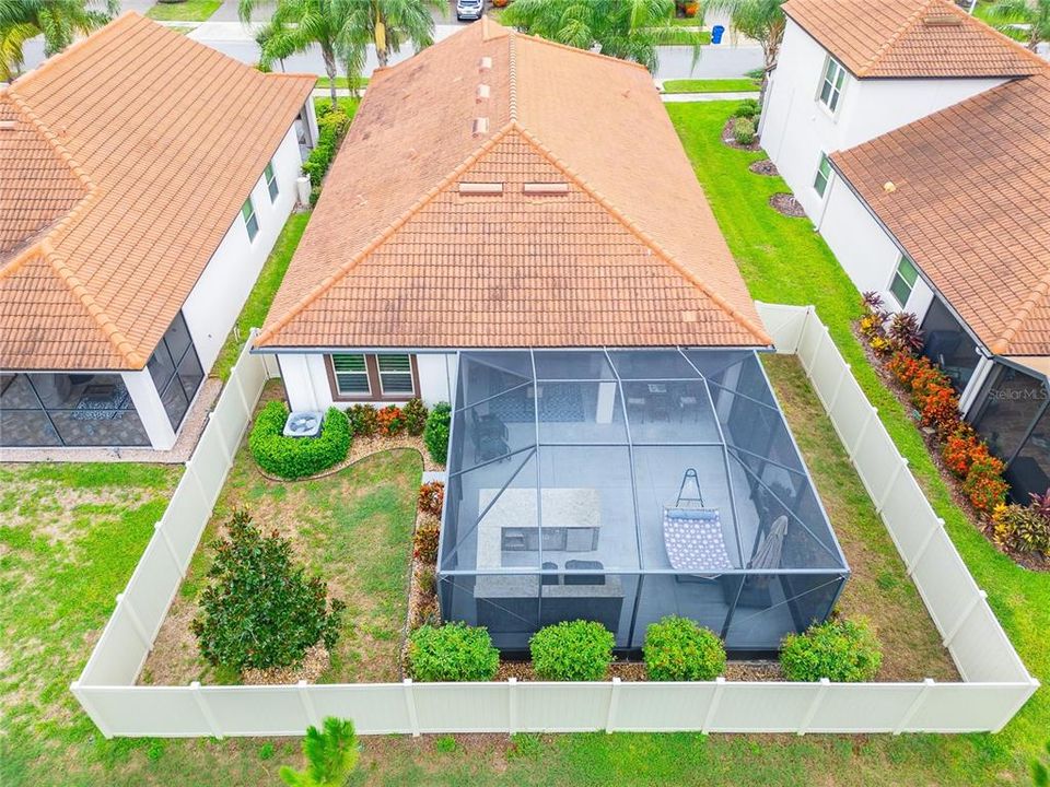 En Venta: $410,000 (2 camas, 2 baños, 1956 Pies cuadrados)