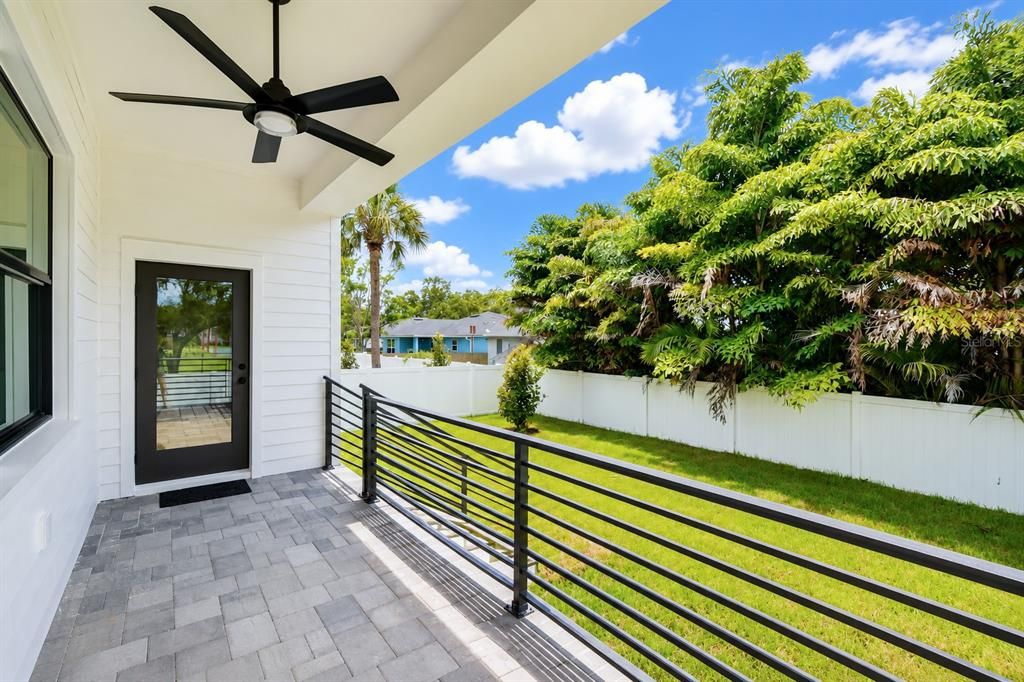 En Venta: $897,000 (5 camas, 3 baños, 3088 Pies cuadrados)