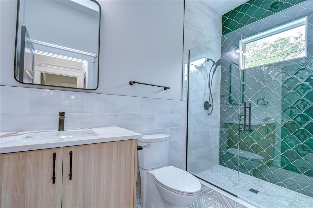 En Venta: $897,000 (5 camas, 3 baños, 3088 Pies cuadrados)