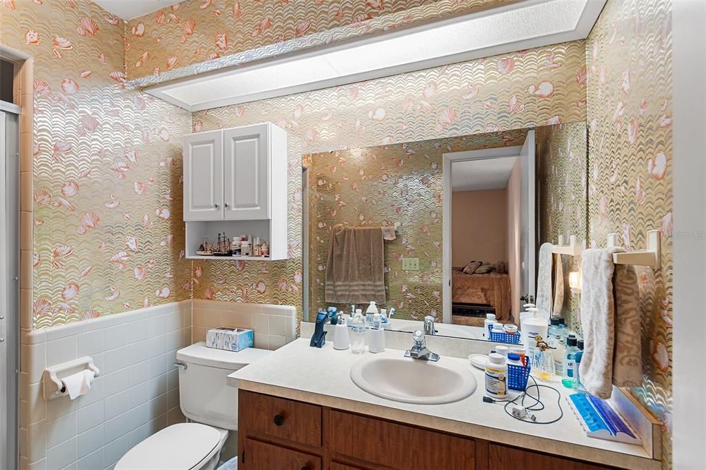 For Sale: $165,000 (2 beds, 2 baths, 1139 Square Feet)