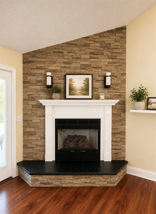 For Sale: $374,900 (2 beds, 2 baths, 1617 Square Feet)