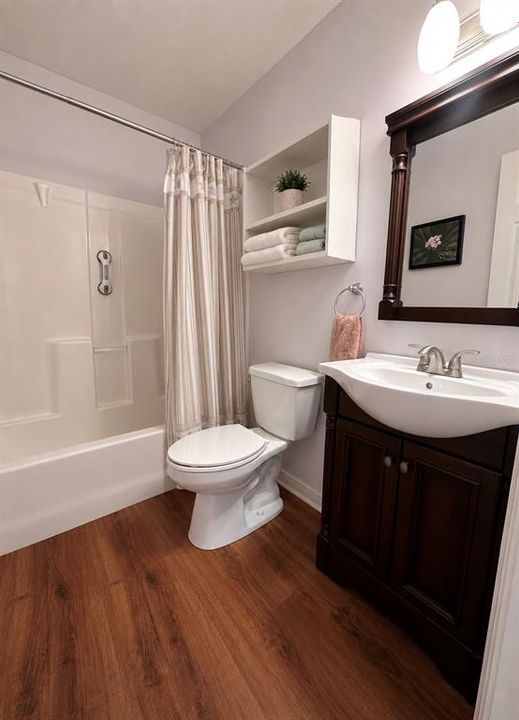 For Sale: $374,900 (2 beds, 2 baths, 1617 Square Feet)