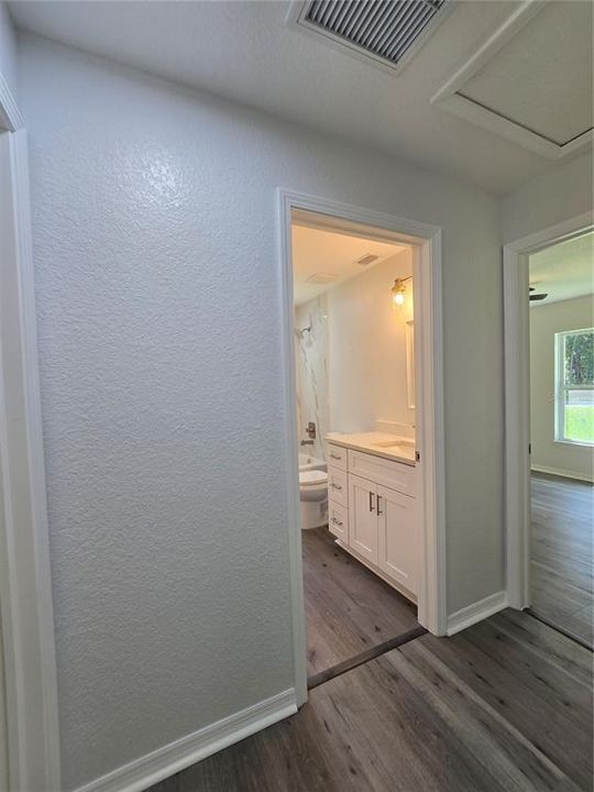 En Venta: $260,000 (3 camas, 2 baños, 1396 Pies cuadrados)