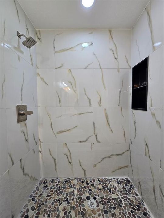 En Venta: $260,000 (3 camas, 2 baños, 1396 Pies cuadrados)