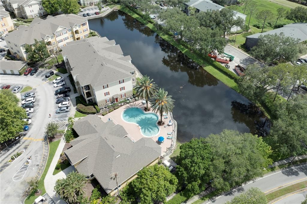 For Sale: $201,500 (2 beds, 2 baths, 962 Square Feet)
