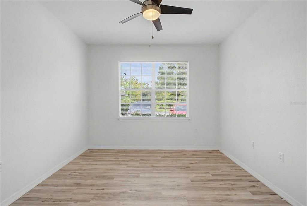 For Sale: $201,500 (2 beds, 2 baths, 962 Square Feet)