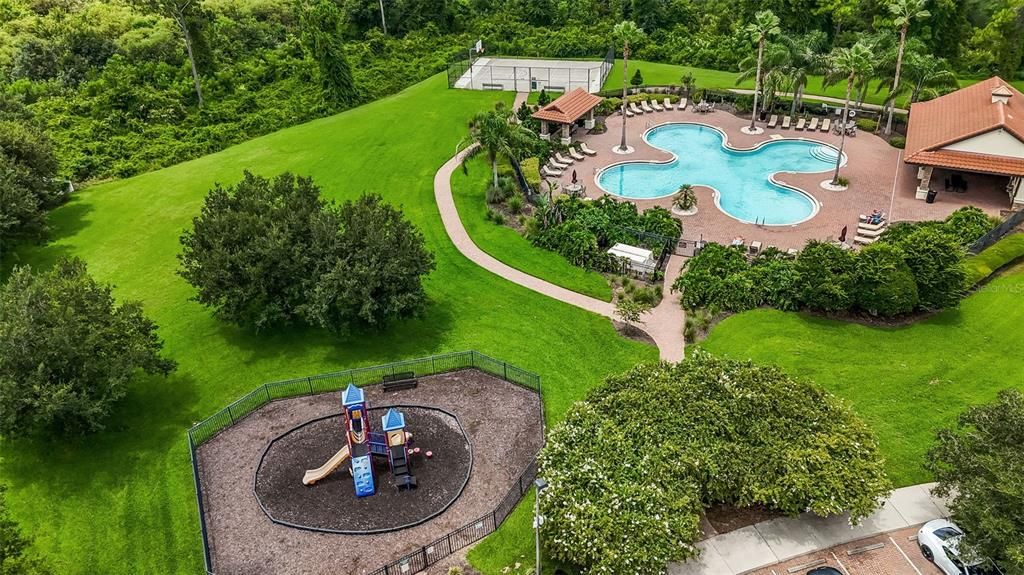 На продажу: $535,000 (3 спален, 2 ванн, 1948 Квадратных фут)