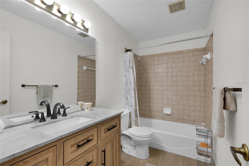 For Sale: $369,000 (3 beds, 2 baths, 2172 Square Feet)