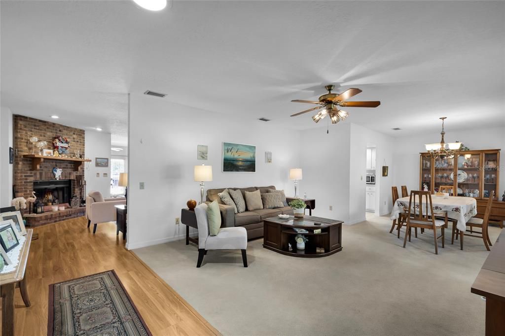 For Sale: $369,000 (3 beds, 2 baths, 2172 Square Feet)