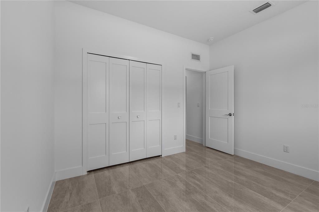 На продажу: $349,900 (4 спален, 2 ванн, 1632 Квадратных фут)
