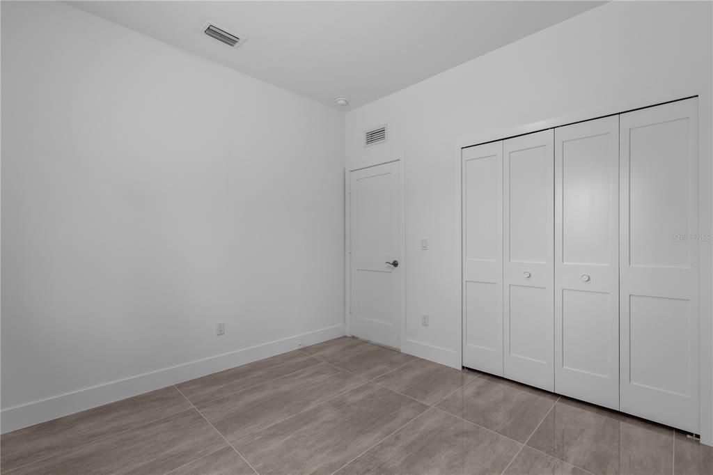 На продажу: $349,900 (4 спален, 2 ванн, 1632 Квадратных фут)