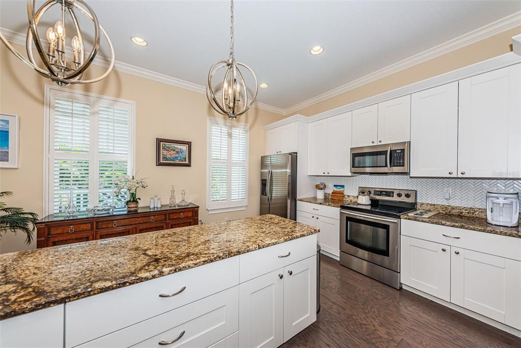 For Sale: $740,000 (3 beds, 2 baths, 2017 Square Feet)