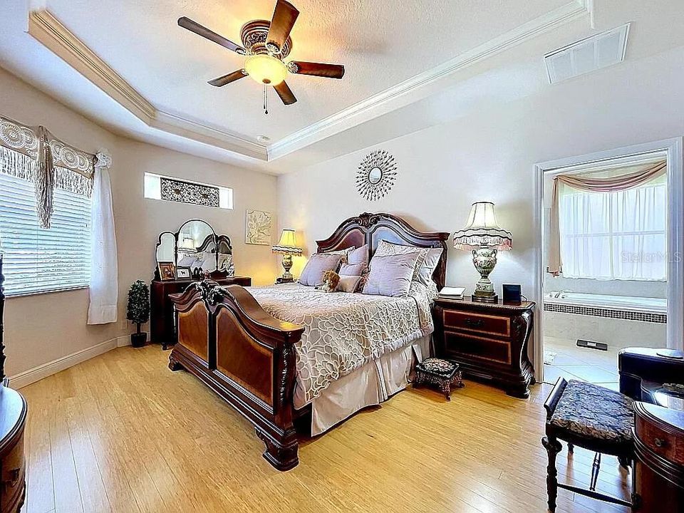 En Venta: $455,000 (3 camas, 2 baños, 2086 Pies cuadrados)