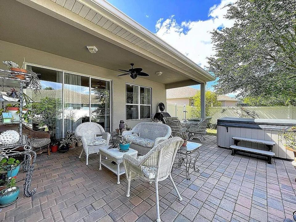 En Venta: $455,000 (3 camas, 2 baños, 2086 Pies cuadrados)