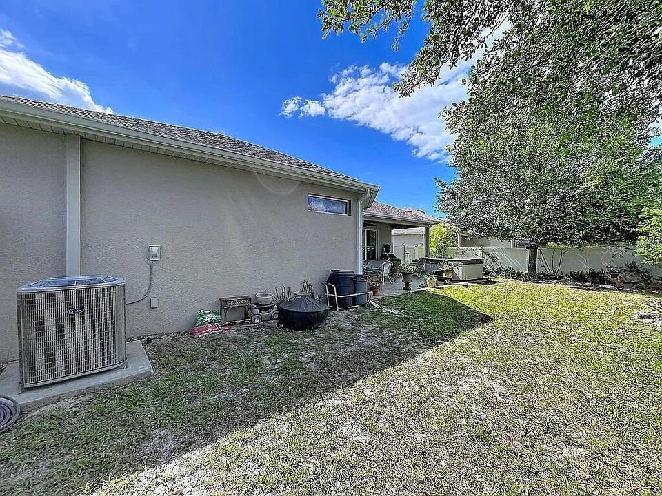En Venta: $455,000 (3 camas, 2 baños, 2086 Pies cuadrados)