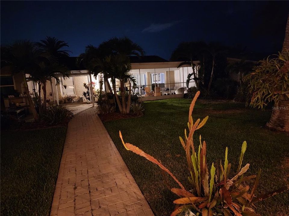 For Sale: $695,000 (4 beds, 2 baths, 2179 Square Feet)