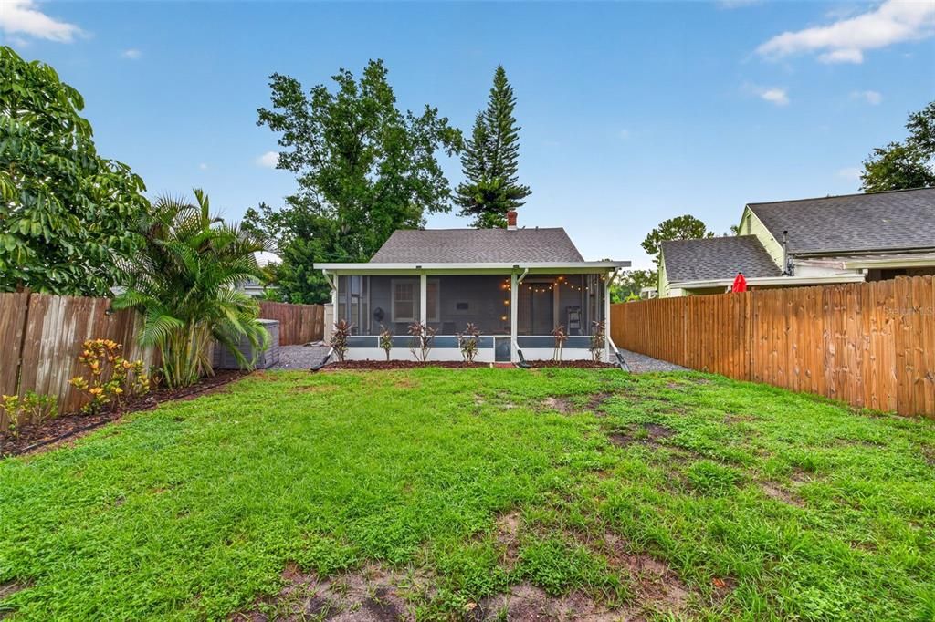 For Sale: $430,000 (3 beds, 1 baths, 1260 Square Feet)