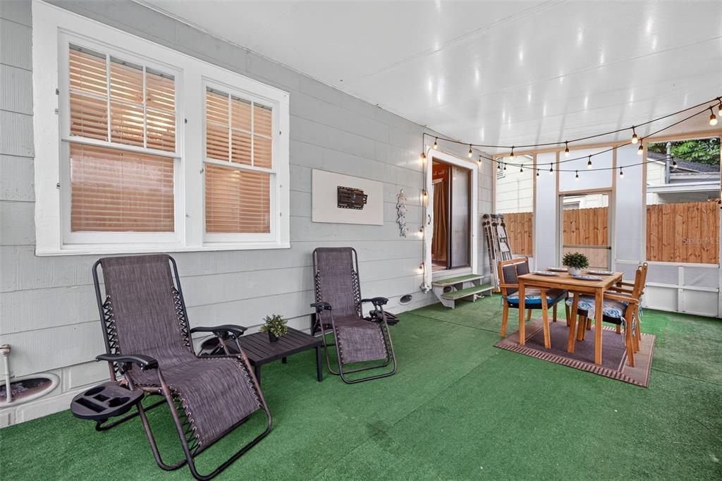 For Sale: $430,000 (3 beds, 1 baths, 1260 Square Feet)