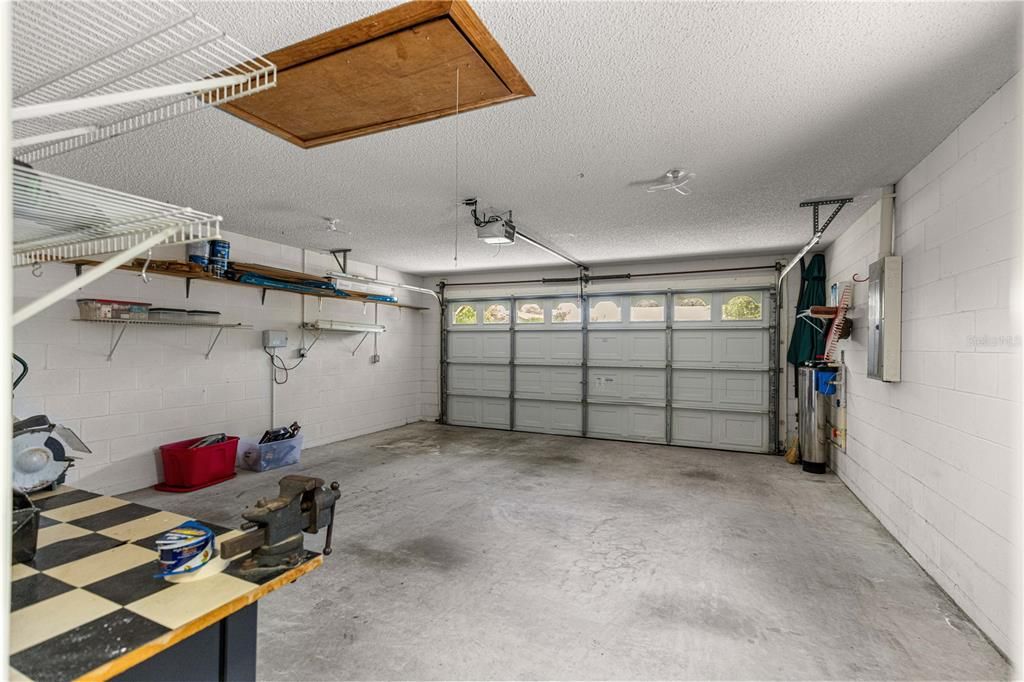 En Venta: $232,000 (3 camas, 2 baños, 1584 Pies cuadrados)