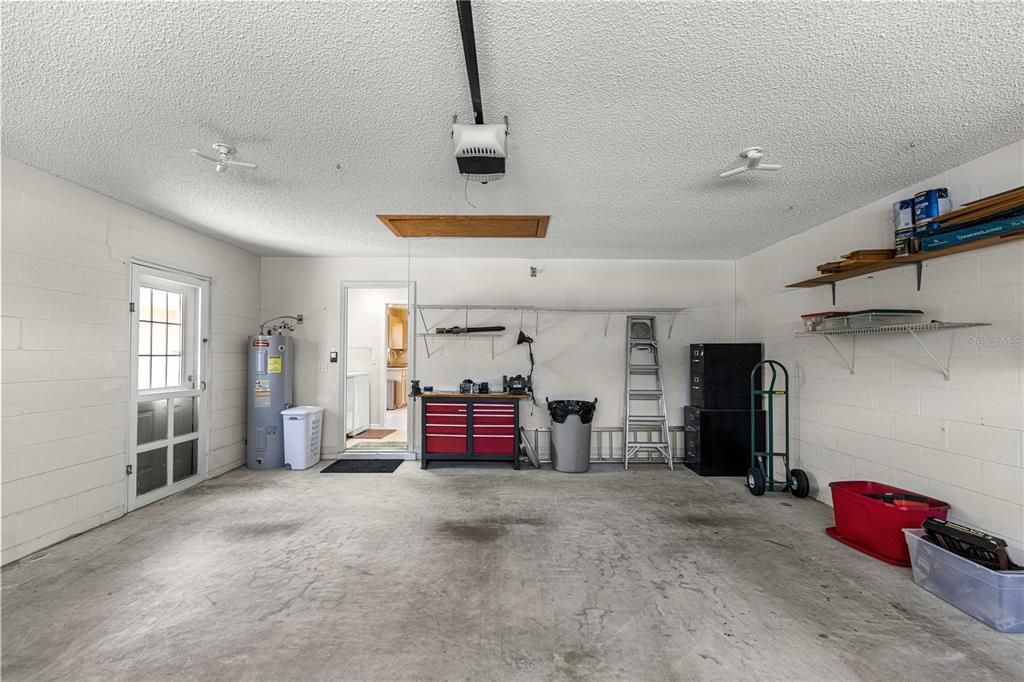En Venta: $232,000 (3 camas, 2 baños, 1584 Pies cuadrados)