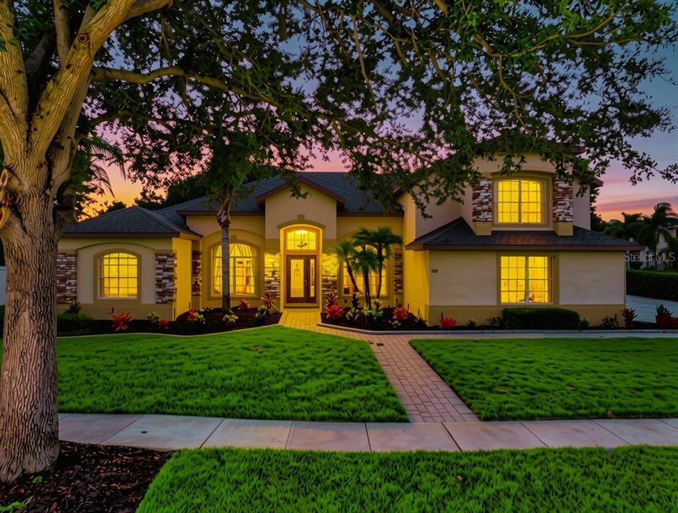En Venta: $649,900 (5 camas, 3 baños, 3289 Pies cuadrados)