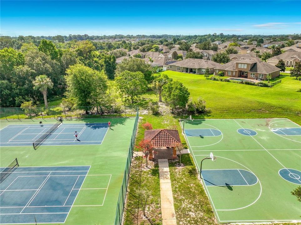 En Venta: $649,900 (5 camas, 3 baños, 3289 Pies cuadrados)
