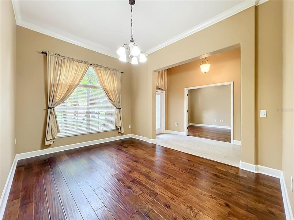 En Venta: $649,900 (5 camas, 3 baños, 3289 Pies cuadrados)