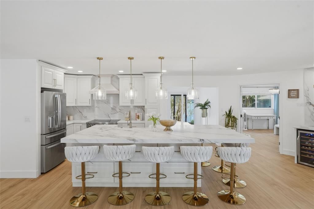 For Sale: $649,000 (4 beds, 2 baths, 1660 Square Feet)