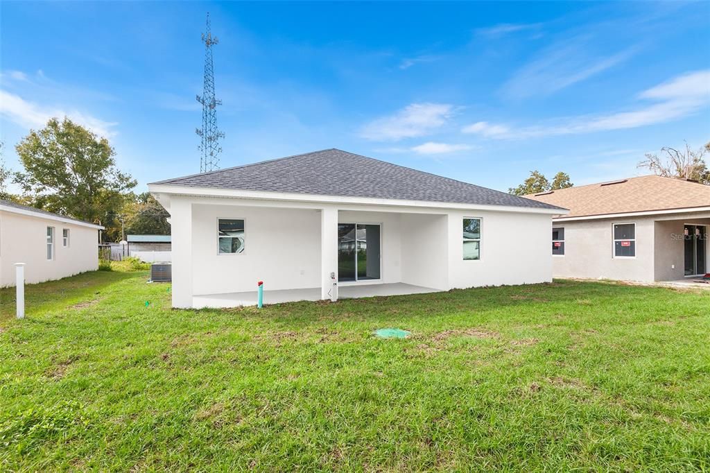 En Venta: $309,000 (3 camas, 2 baños, 1675 Pies cuadrados)