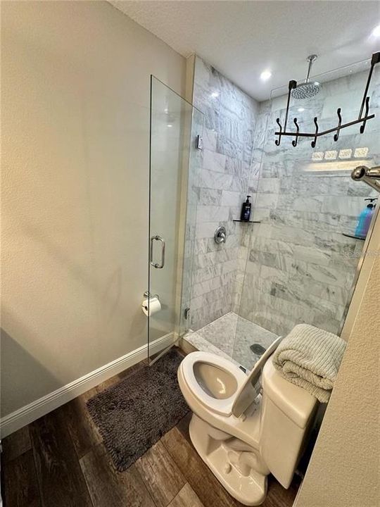 На продажу: $595,000 (4 спален, 2 ванн, 2600 Квадратных фут)
