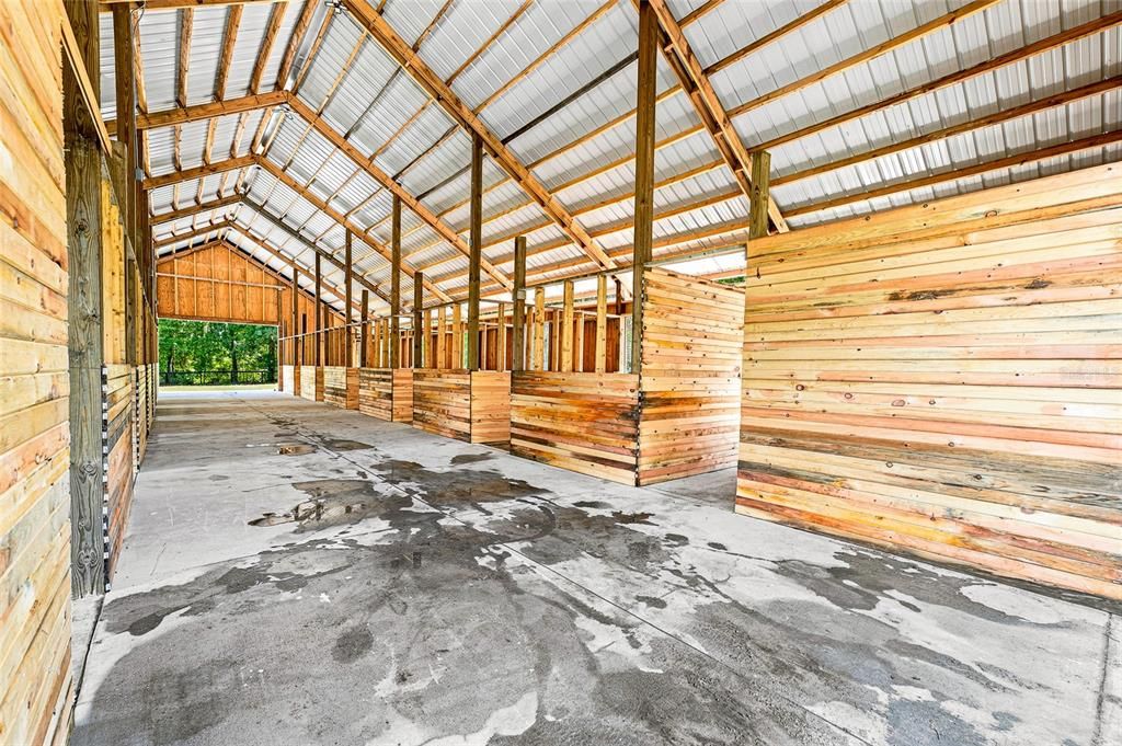 En Venta: $1,075,000 (4 camas, 2 baños, 2134 Pies cuadrados)