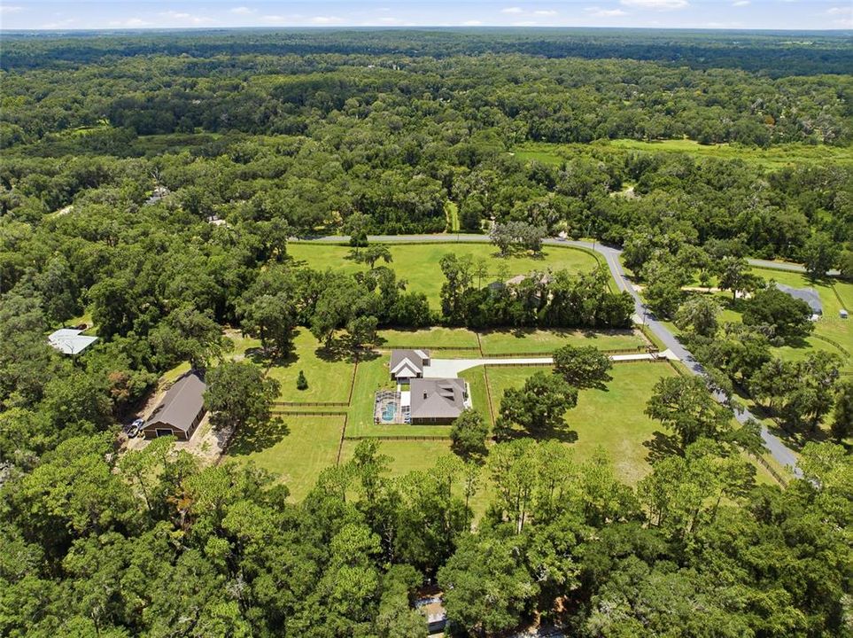 En Venta: $1,075,000 (4 camas, 2 baños, 2134 Pies cuadrados)