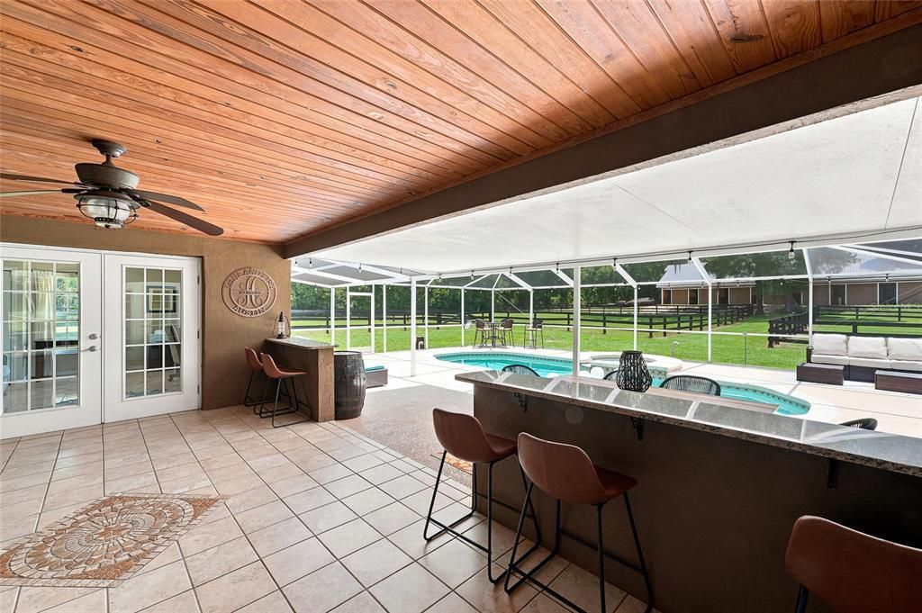 En Venta: $1,075,000 (4 camas, 2 baños, 2134 Pies cuadrados)