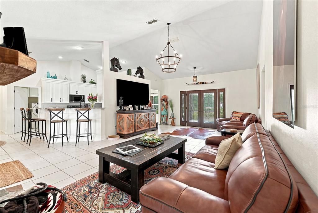 En Venta: $1,075,000 (4 camas, 2 baños, 2134 Pies cuadrados)