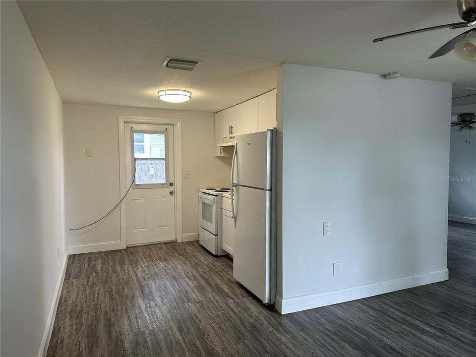 В аренду: $1,295 (2 спален, 1 ванн, 567 Квадратных фут)