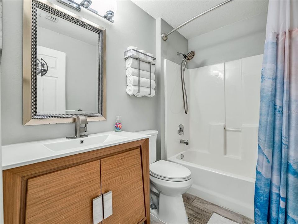 En Renta: $2,200 (4 camas, 2 baños, 1913 Pies cuadrados)
