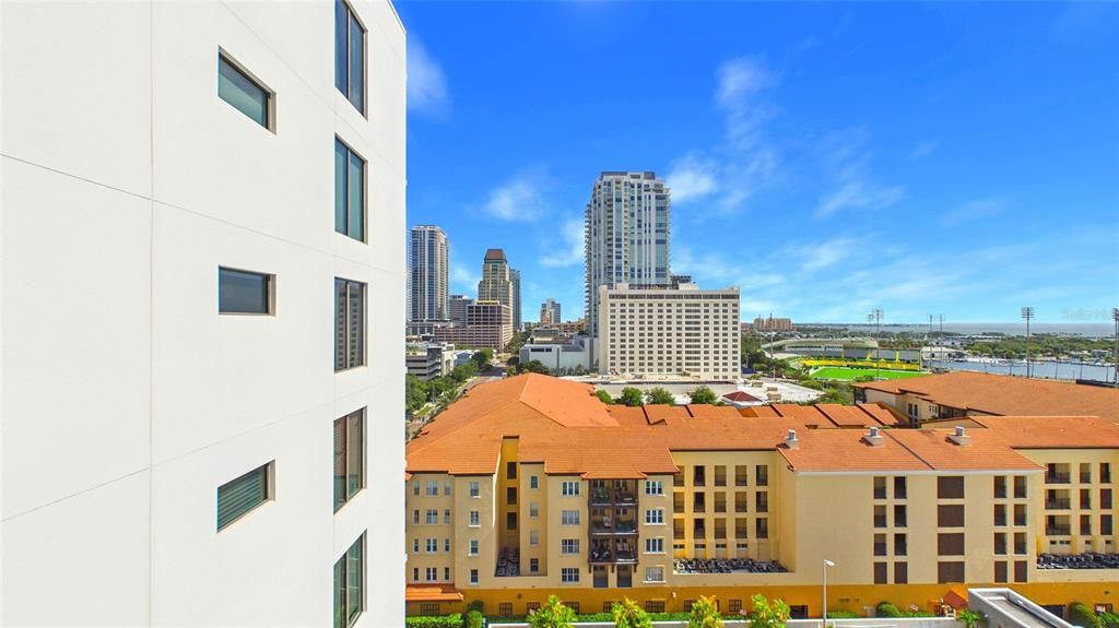 For Sale: $1,129,000 (2 beds, 2 baths, 1483 Square Feet)