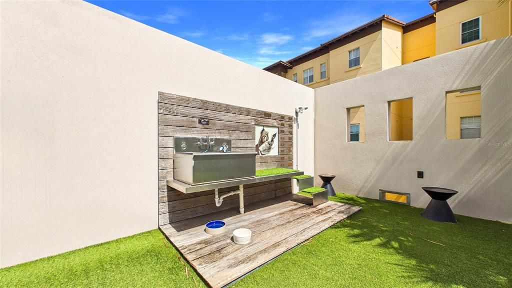 For Sale: $1,129,000 (2 beds, 2 baths, 1483 Square Feet)