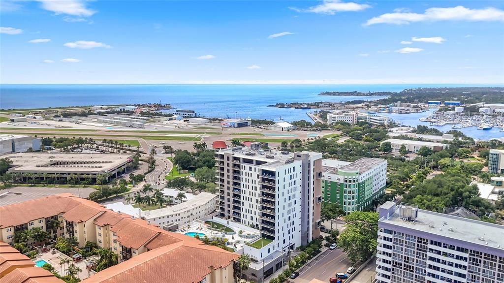 For Sale: $1,129,000 (2 beds, 2 baths, 1483 Square Feet)