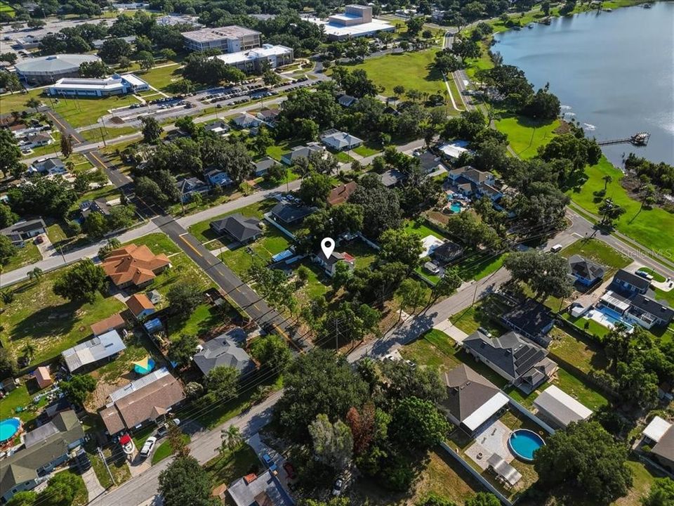For Sale: $189,900 (2 beds, 2 baths, 1110 Square Feet)