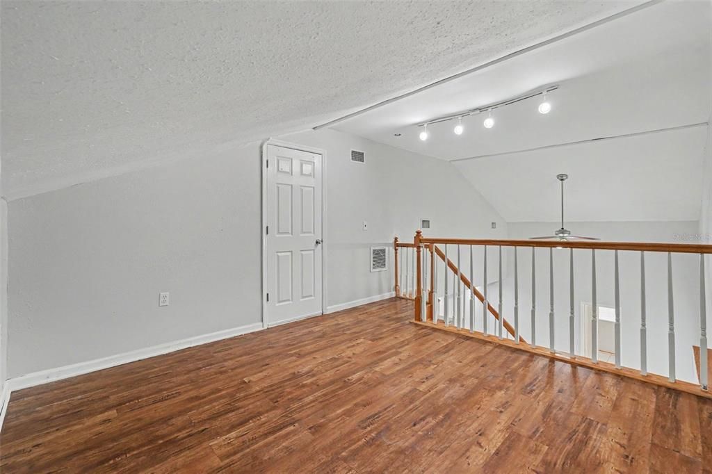 На продажу: $485,000 (3 спален, 2 ванн, 1684 Квадратных фут)