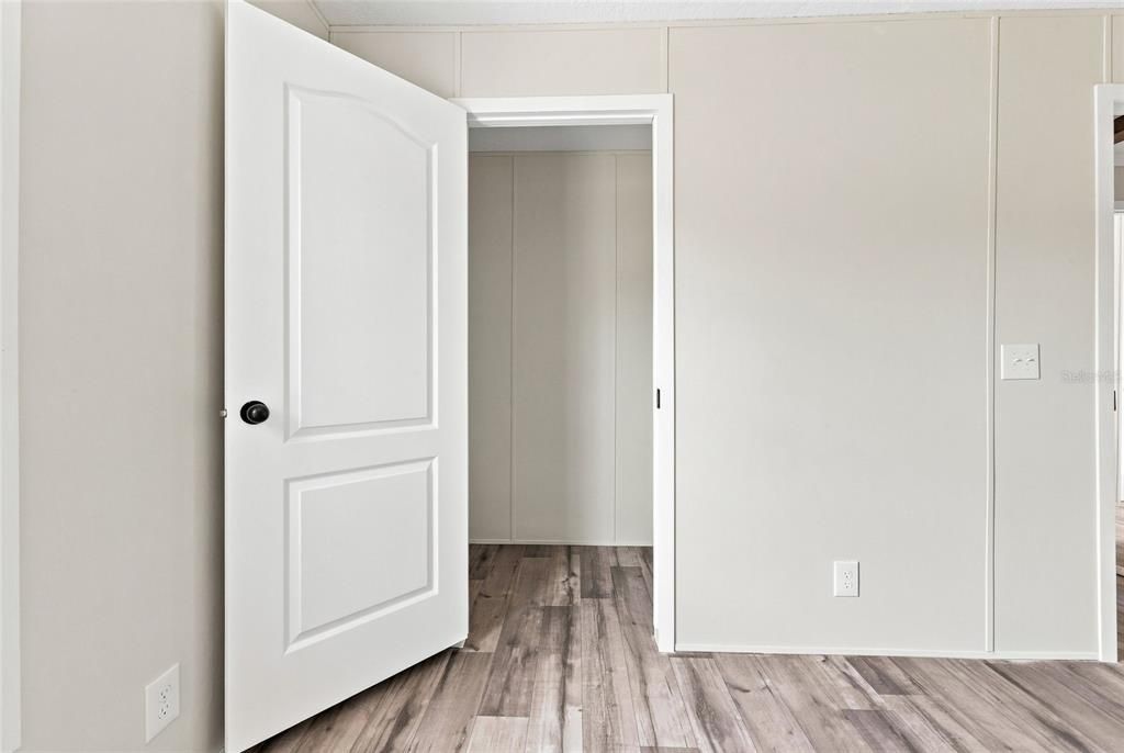 For Sale: $279,900 (3 beds, 2 baths, 1580 Square Feet)