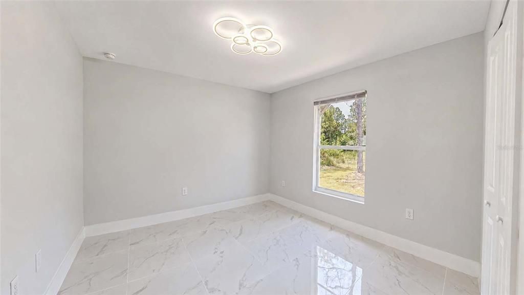Activo con contrato: $230,000 (3 camas, 2 baños, 1058 Pies cuadrados)