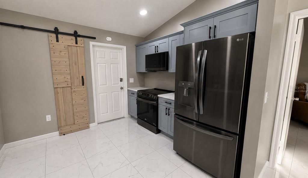En Venta: $359,000 (3 camas, 2 baños, 1336 Pies cuadrados)